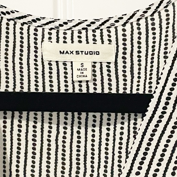 Max Studio Striped Tie-Front Blouse in Black and White Size Small - Picture 10 of 10